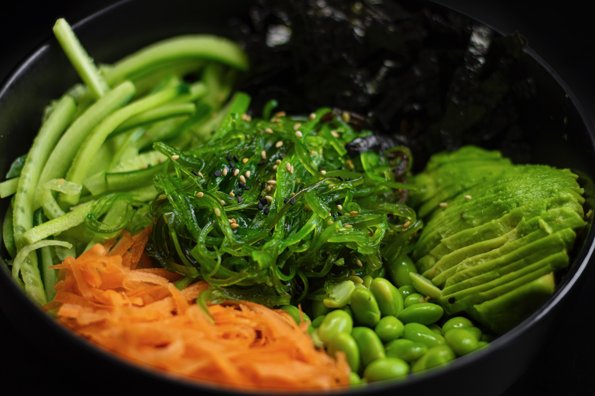 Wakame vegan salad