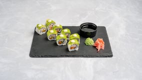 Tiger curry roll