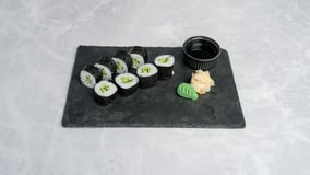 Chicken maki