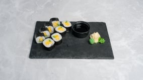 Duo platter 32 pieces