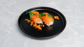 Shrimp nigiri 2pcs